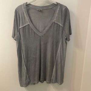 POL clothing oversized gray T-shirt- size small